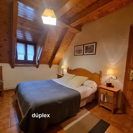 Seixes Y Guest house 2*